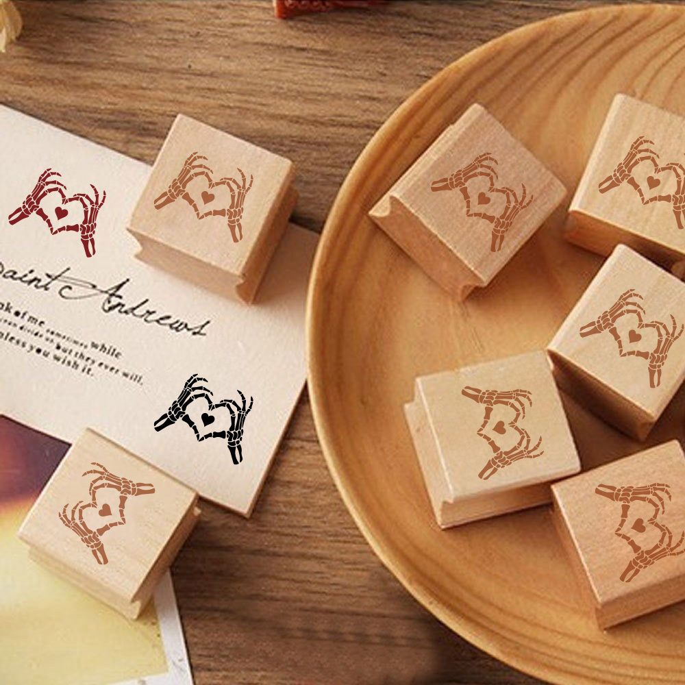 Delicate Skull Hand Heart-shaped Wooden Rubber Stamp