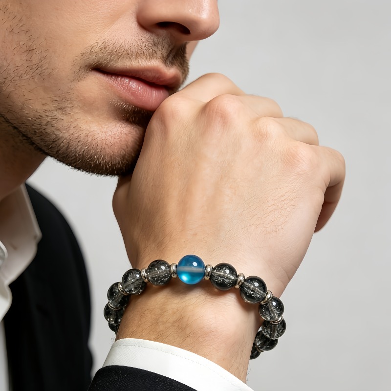 Gray-toned Crackle Bead Bracelet with Moonlight Blue Beads