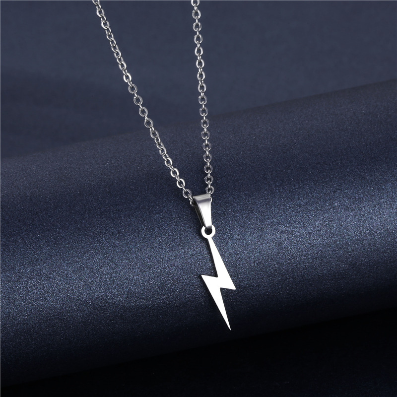 Creative Hip Hop Lightning Pendant Necklace, Unisex Style