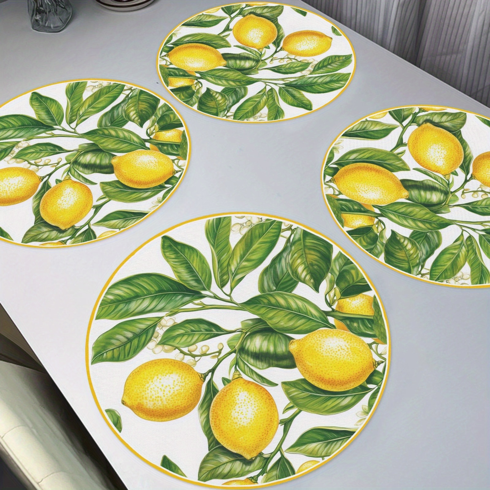 

4-pack Design Round Placemats, Non-slip, Machine Washable, Polyester, Woven Fabric, Valentine's Day Kitchen & Dining Table Decor