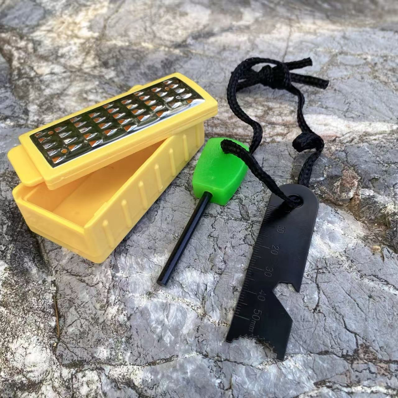 3pcs Outdoor Emergency Fire Starter Kit | Includes Luminescent Flint Handle, Multi-functional Scraper, Stainless Steel , And Storage Box - Ideal For Camping, Hiking, And Emergency , Without Battery