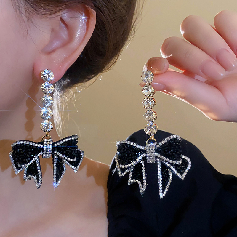 

1 Pair Elegant And Luxurious Bblingbling Tassel Earrings