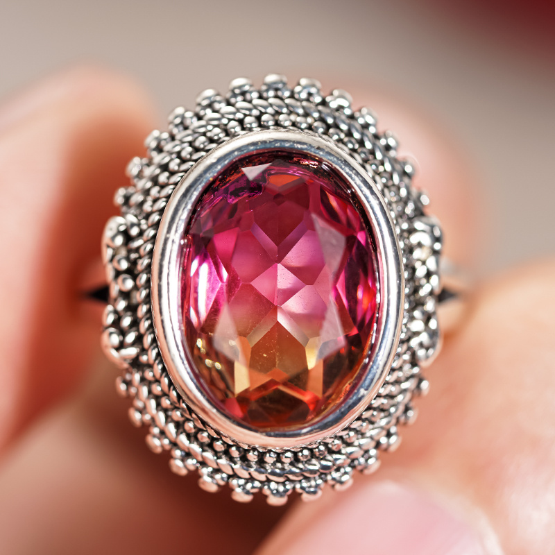 Stylish Retro Inlaid Red Synthetic Gemstone Wide Rings