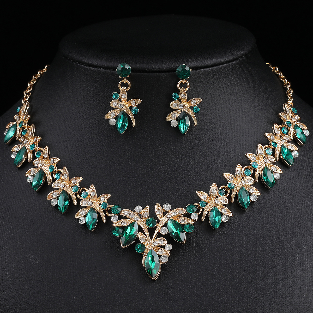 Ensemble de bijoux magnifique 3 pièces pour mariée, comprenant des boucles d'oreilles et un collier bleus, bijoux de mode pour femmes avec strass brillants, additions élégantes et exagérées pour tous les jours, parfaits pour les mariages, banquets, bals, fêtes, cadeaux de bijoux exquis