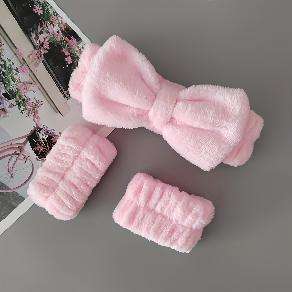 3pcs make up facial cleansing set elasticated pouf headband absorbent hand strap ideal gift for christmas new year headband anti slip hand strap water absorbent suitable for facial cleansing skincare make up details 2