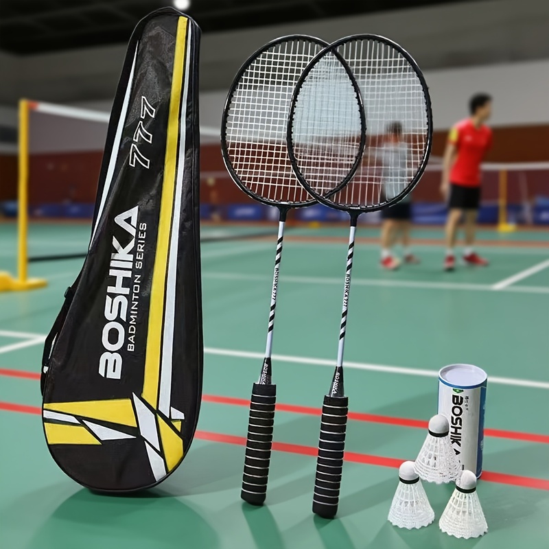 lightweight and durable   set for adults featuring 2 rackets 3 shuttlecocks and a storage bag ideal for outdoor practice suitable for   men and   for beginners and advanced players Product details 6