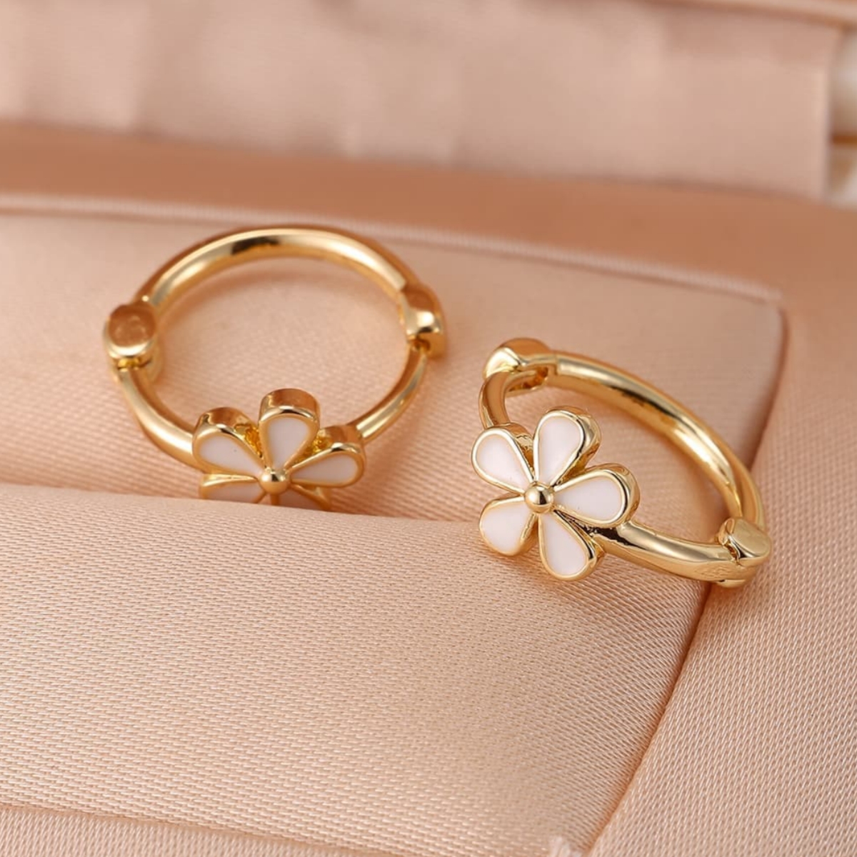 Unisex Minimalist Copper Enamel Five-Petal Flower Huggie Earrings
