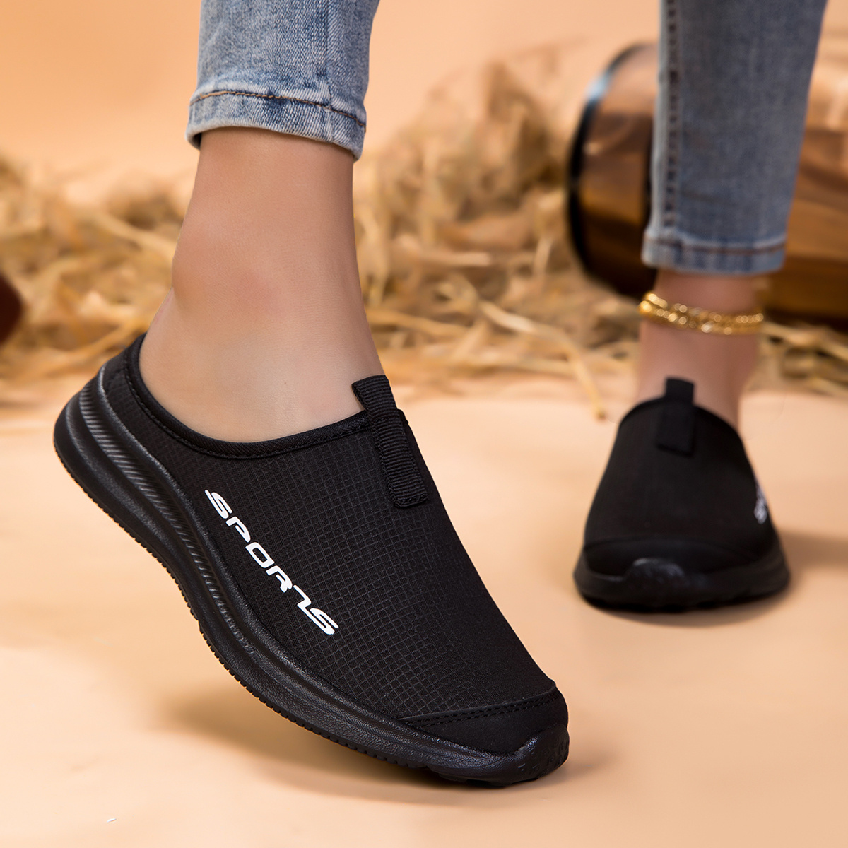 Image of 2026 New Fashionable Solid Women's Home Slippers, Comfortable, Breathable, And Casual Women's Loafers, Lightweight And Flat-bottomed Women's Sneakers, , Women-friendly, Women Shoes