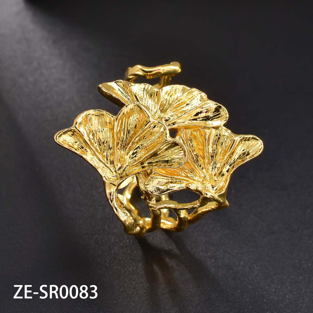 E-shop Vintage Hochwertiger Ginkgo-Blatt Hohler Zweig Modischer Verstellbarer Edelstahlring für Männer und Frauen