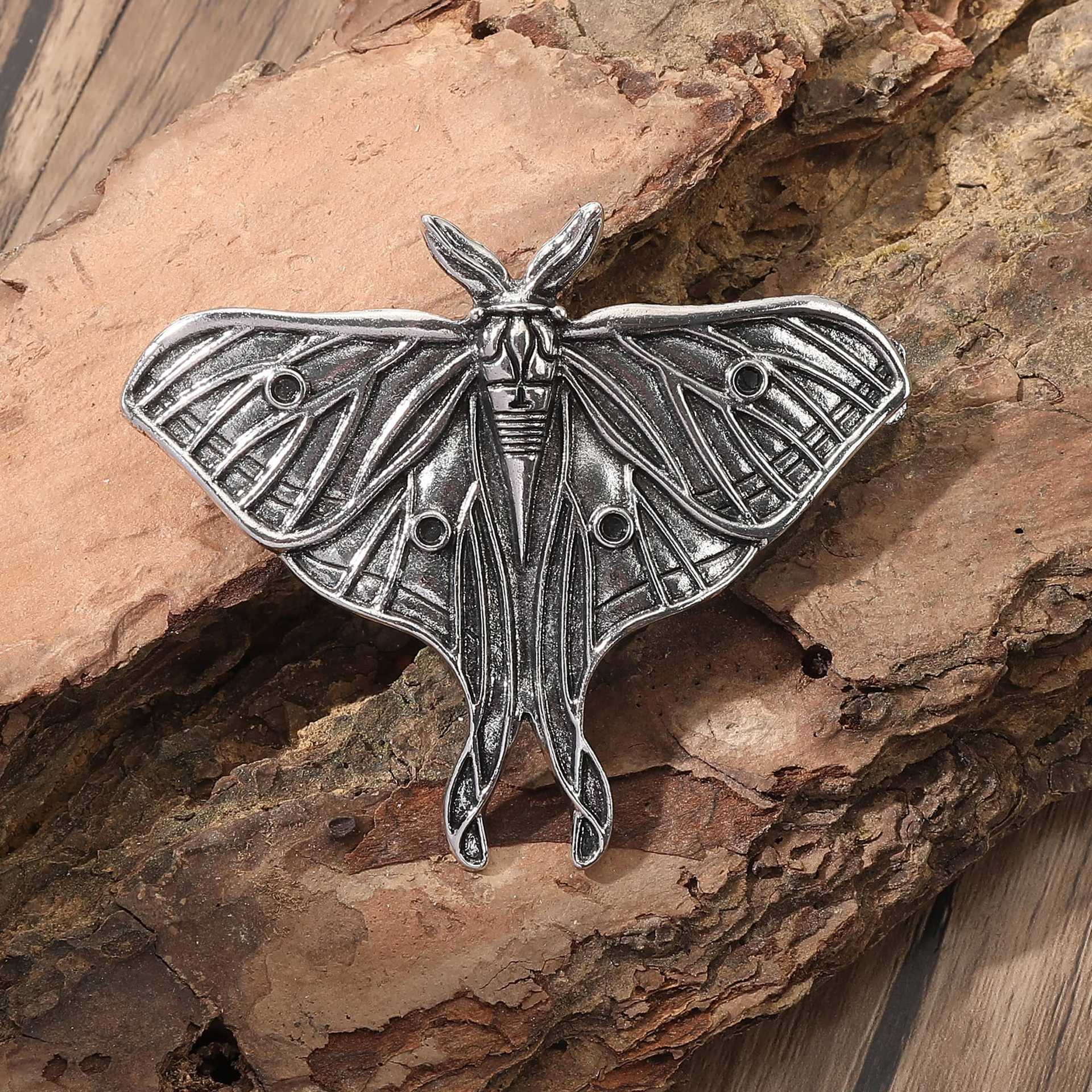 Vintage Moth Hair Clip – Gothic Silver Hair Accessory, Retro Barrette for Women Lightweight Elegant Lunar Moth Hair Clip Gothic Barrette  main image 2
