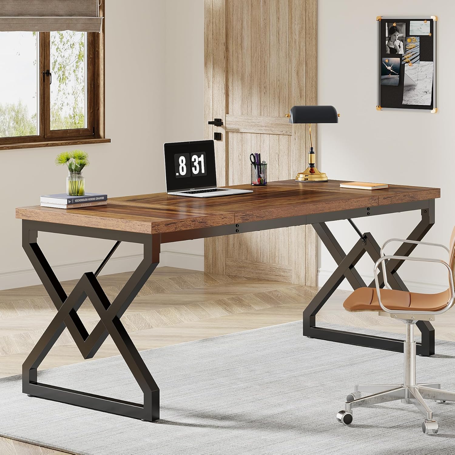 Large Office Computer Desk Measuring 160 X 70 X 75 Cm, Featuring A Sturdy Wooden Tabletop And Metal Frame, Designed As A Modern And Easy Workstation Suitable For A Study Room Or For Home Office