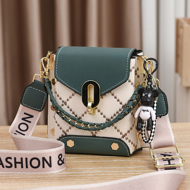 TEMU New Korean Version Easy Small Square Bag, Fashionable And Versatile, Single Shoulder Crossbody Mini Mobile Phone Women's Bag