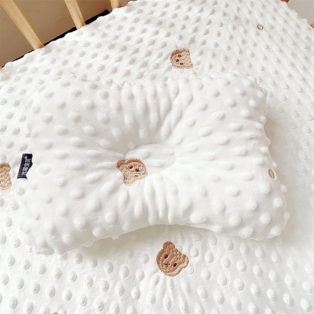 Image of Comfortable And Soothing Bone-shaped , Indoor Home For Kittens And Puppies, Universal Soft Plush Bean Sleeping Pad For Cats And Dogs, Random Embroidery Patterns