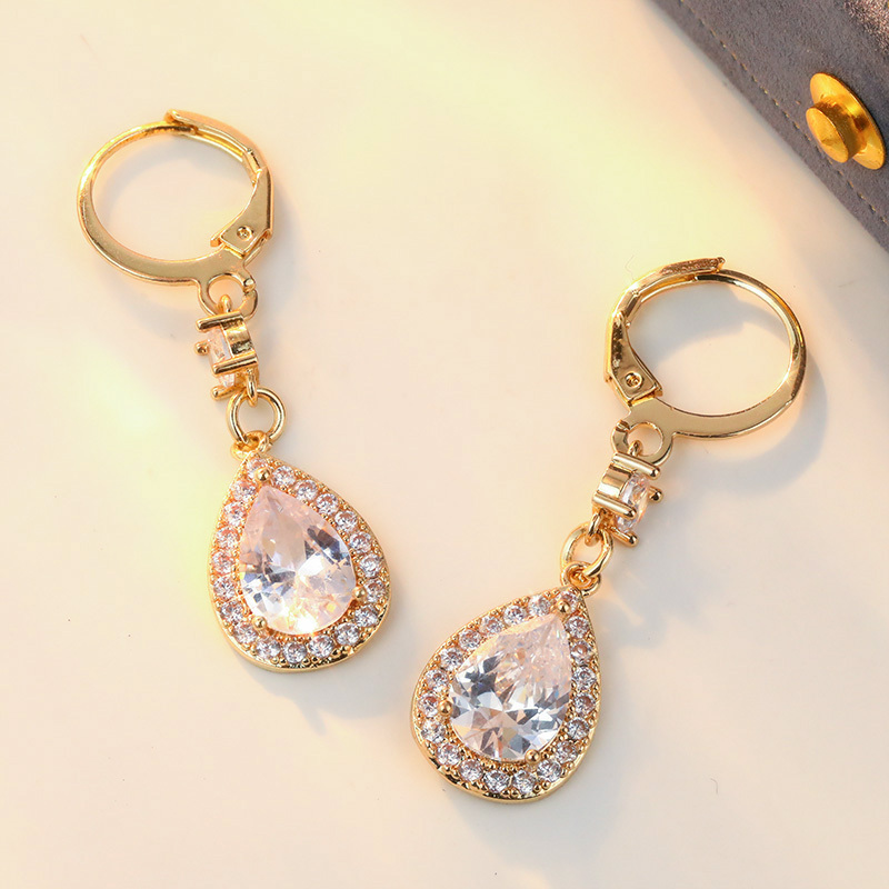 Women's Sparkling Teardrop Synthetic Zirconia Drop Earrings