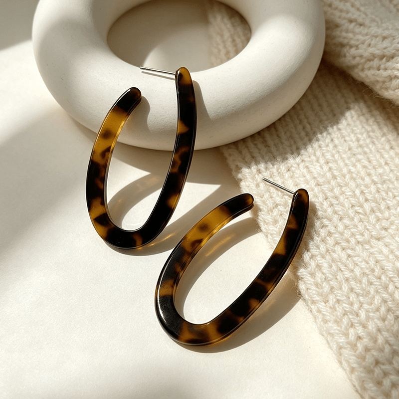 TEMU 1 Pair Of Autumn/winter Earrings, Classic Leopard Print U-shaped Stud Earrings For Women, Fashionable Acrylic Stud Earrings, Suitable For Women'