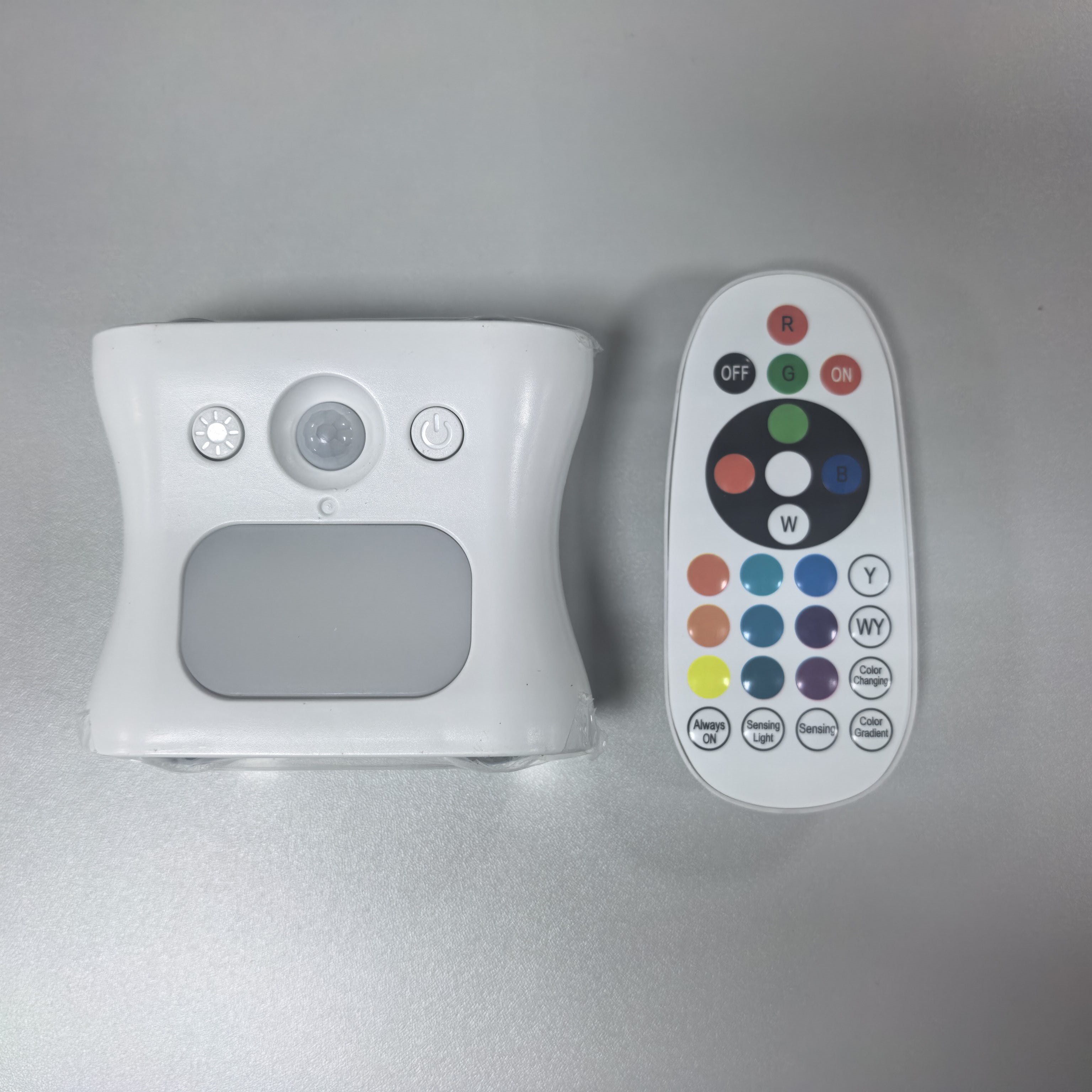 LED Double-Headed Cat Eye Wall Lamp with Remote Control