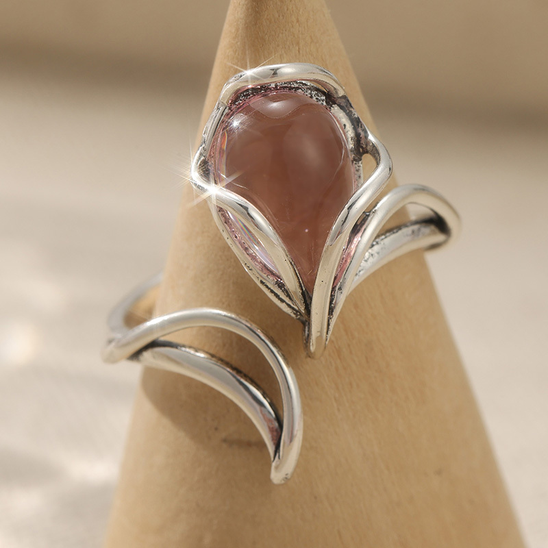 Image of Fashionable And Classic Pink Teardrop Silvery Jewelry, Creative And Fashionable Women's Jewelry, Suitable For Wearing In Occasions, Is For Her