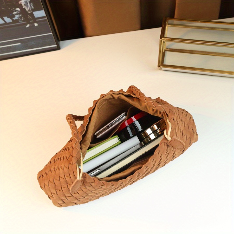 Mindia Handbag lifestyle on bench