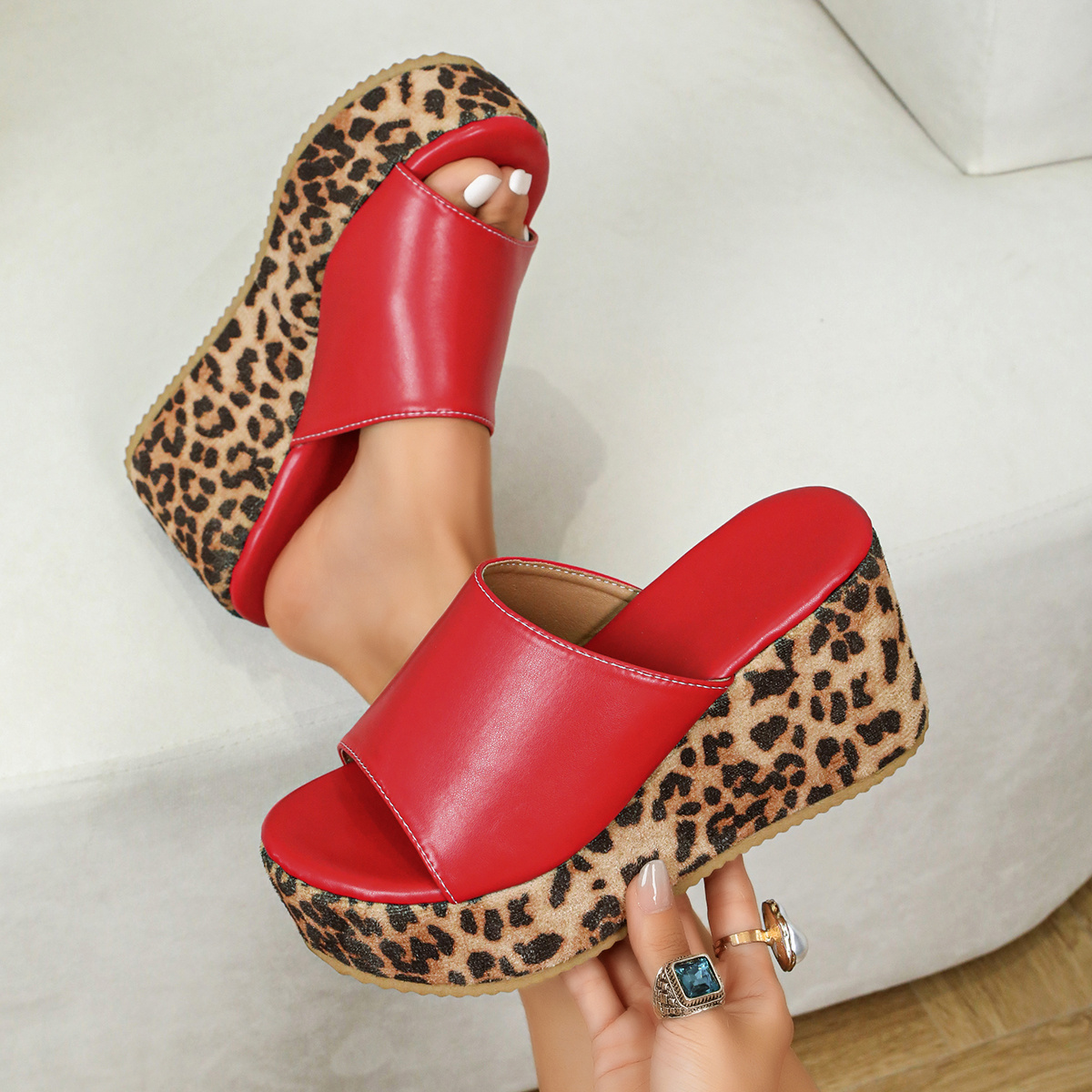 TEMU Women's Wedge Platform Sandals, Summer Round Toe Red Slippers, Fashion Leopard Print Thick-soled Casual Vacation Shoes, Multi-functional Women's