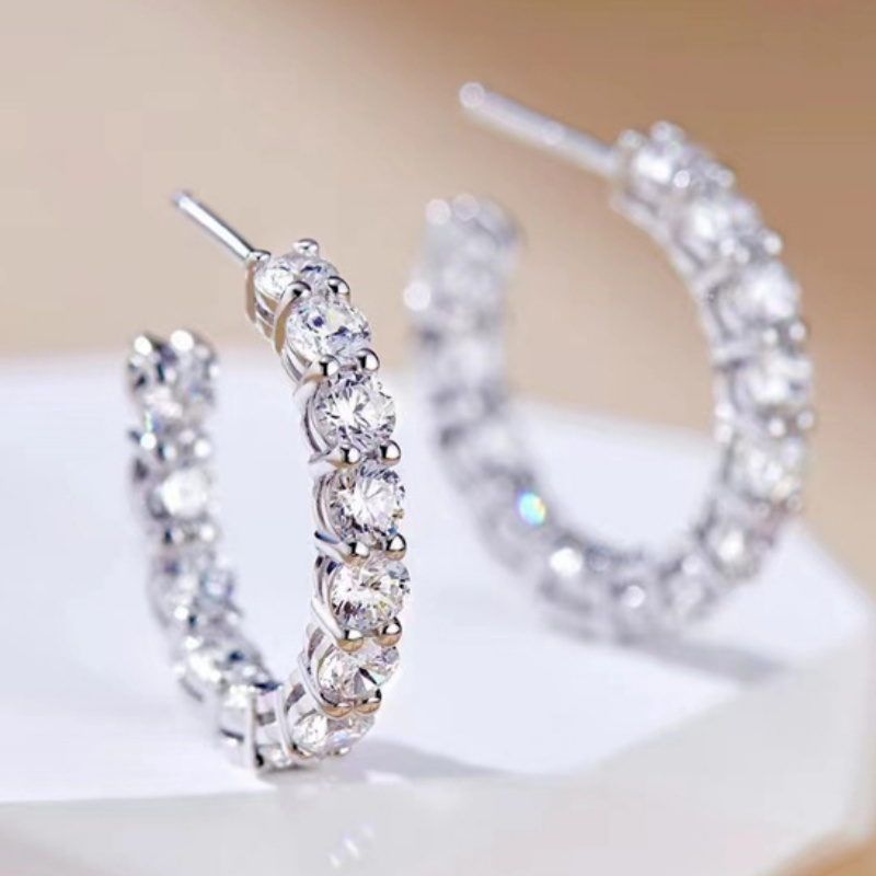 E-shop 1 Paar Damenmode Ohrringe, Einfach Elegante Synthetische Zirkonia Eingelegte Kleine Kreis Ohrringe, Damen Freizeit Kleidung, Schöne Ohrschmuck