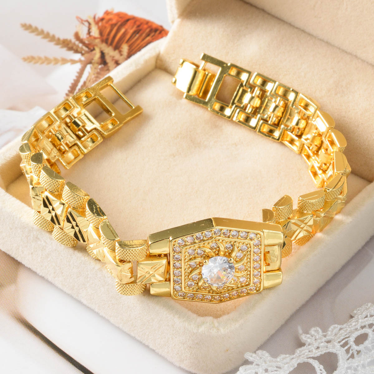 Middle Eastern-Inspired Zirconia Watch Strap & Copper Bracelet