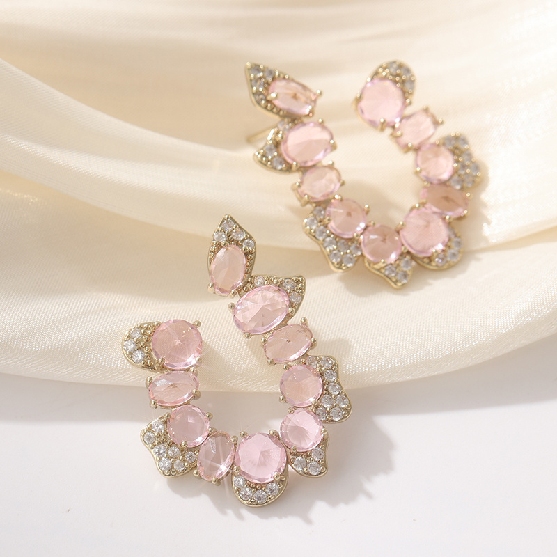 Women's Light Luxury High-end U-shaped Earrings with Zirconia