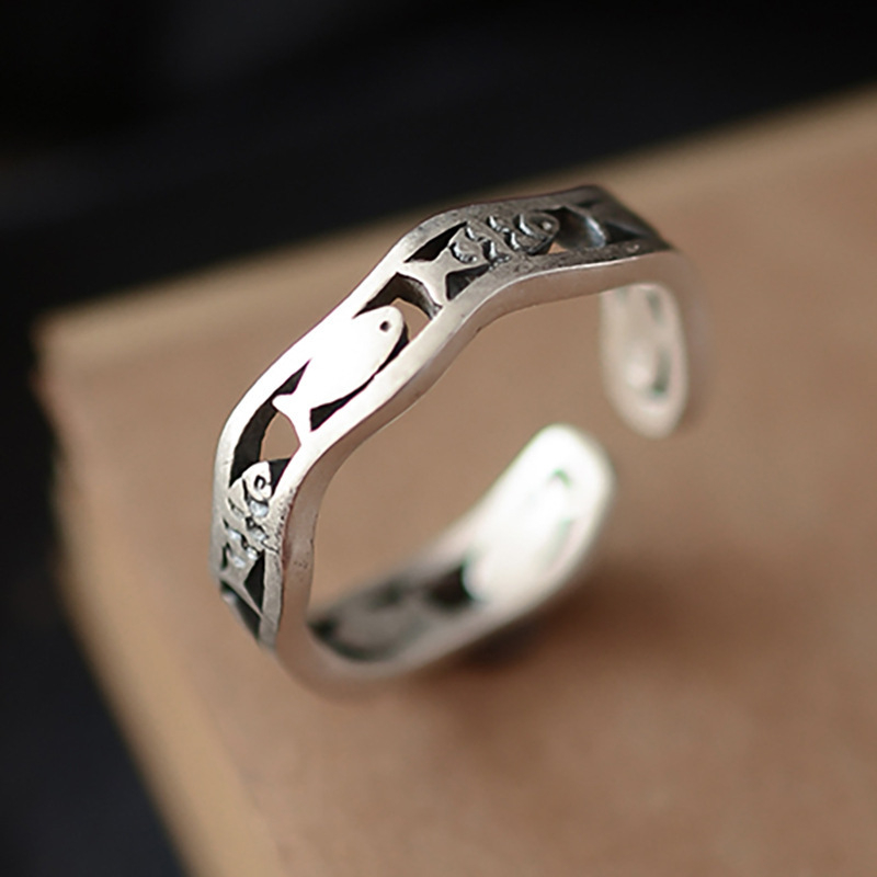 Vintage Geometric Line Border Fish Ring, Gift for Friends