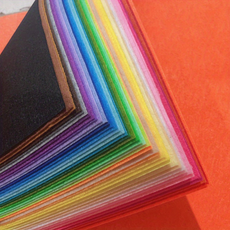 E-shop 50 Stück bunte Filzstoffblätter, 12"x8" - Verschiedene lebendige Farben, ideal für DIY-Bastelprojekte, Näharbeiten & Wohnaccessoires (hart &