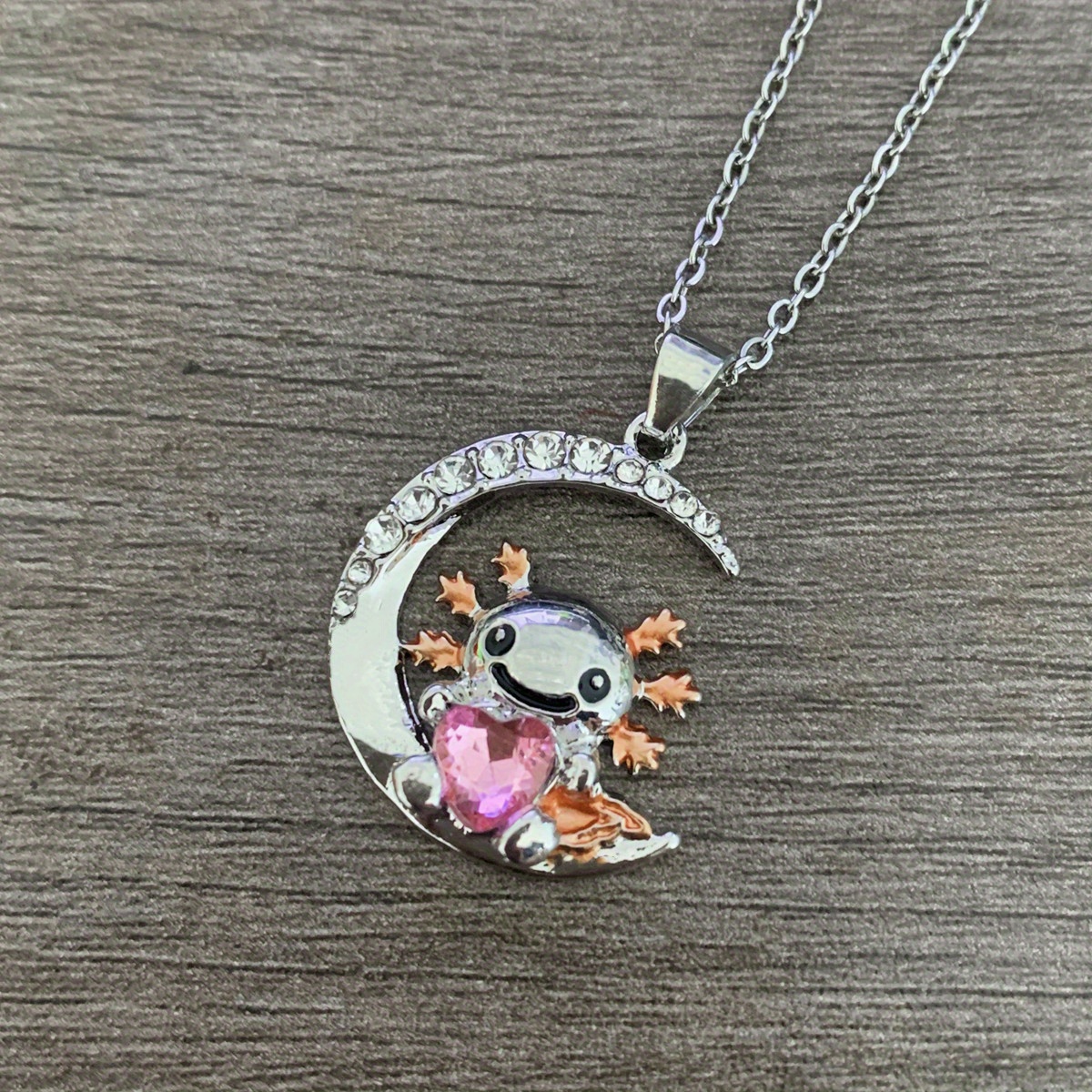TEMU A Moon And Smiling Axolotl Alloy Pendant - A Kawaii Animal Necklace, Perfect Gift For Men And Women, Suitable For Birthdays/friendship Days,
