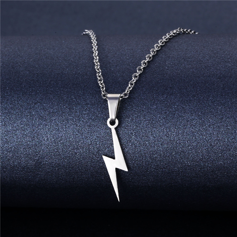 Creative Hip Hop Lightning Pendant Necklace, Unisex Style