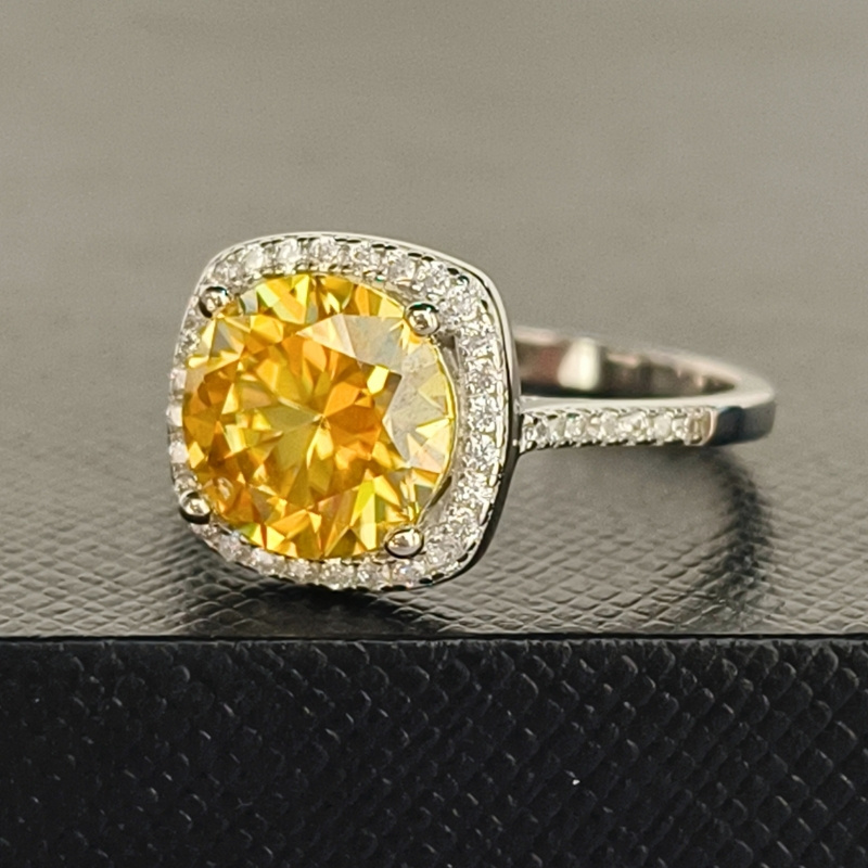 1/2/3 Carat Classic Yellow Square Baguette S925 Moissanite Ring