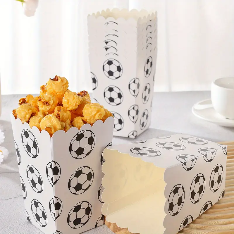 Fußball WM Snack Box – Volltreffer Edition | Party Box mit Snacks, Süßigkeiten, Chips & Drinks Fußball WM Snack Box – Volltreffer Edition | Party Box mit Snacks, Süßigkeiten, Chips & Drinks