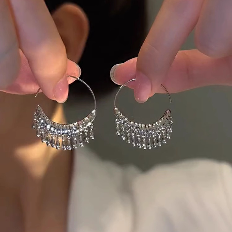 TEMU de Borla Corto Plateado, Pendientes Colgantes Estilo Bohemio Étnico, Joyería de Moda Japonesa-Coreana para Mujeres