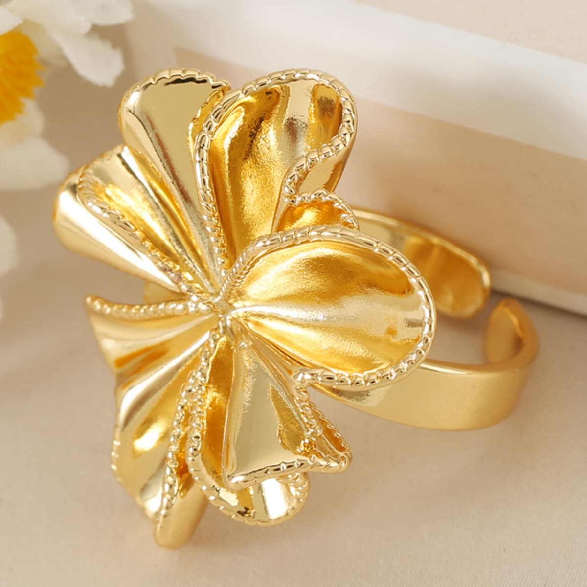 Women's Copper Lace Pleated Texture Floral Open Ring
