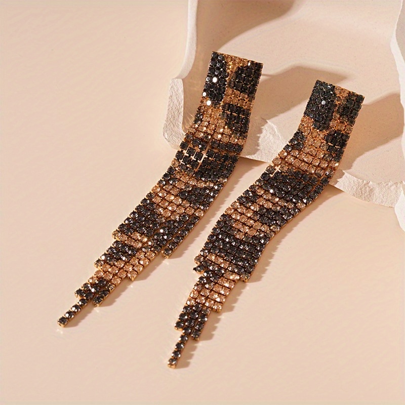TEMU A Pair Of Vintage Light Luxury Elegant Rectangular Leopard Print Tassel Earrings