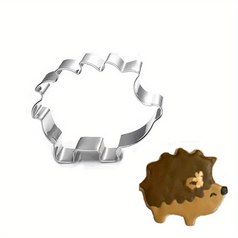 A Hedgehog-shaped Stainless Steel Cookie Cutter, Designed For Baking Cartoon Animal , Suitable For Kitchen Baking Tools For Cakes, , Balls, Featuring Fun Animal-shaped Cookie Molds