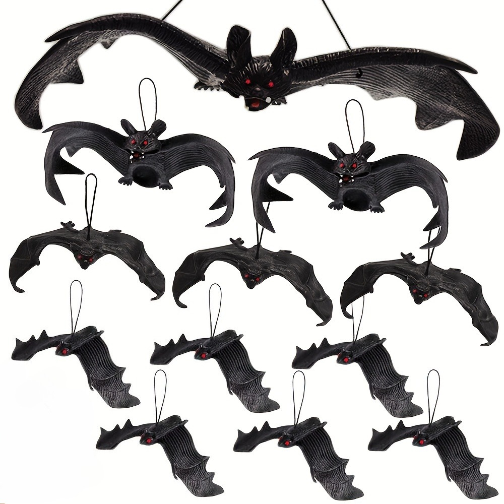Image of 12 Halloween Realistic Bat Hanging Decorations, Perfect For Hanging On Door Frames Or Walls To Create A Spooky Atmosphere. A Must-have Halloween Decoration. In 4 Different Sizes