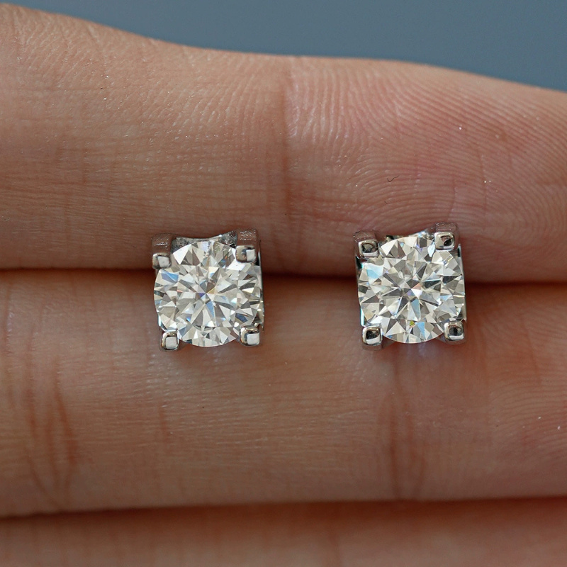 1pair 0.5/ 1Carat 925 Silver Moissanite Cow Head Earrings, Perfect for Anniversary Gifts Birthday Gifts, Premium Jewelry Gifts, Premium Jewelry Perfect for Women, Elegant Accessories, Women's Gifts, Trendy Earrings, Unique Design, Rhodium Plated, Fine Craftsmanship, Luxury Earrings, Rhodium Plated Earrings, Elegant Women, Fashion Enthusiasts