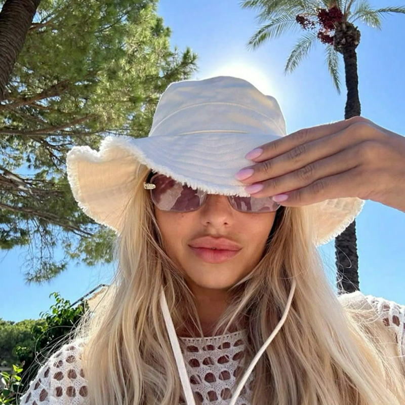 1pc Women's Drawstring Trim Bucket Hat, Adjustable Chin Strap Design, Distressed End, Soft Fabric, Windproof, Fashionable, Suitable For Travel, Beach, Vacation, Casual Daily Use