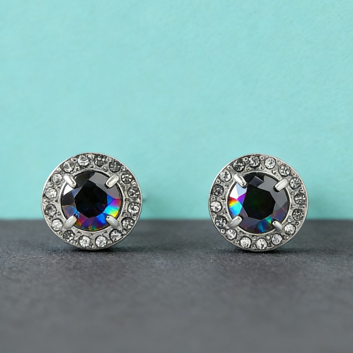 Women's Luxurious Synthetic Moissanite Stud Earrings