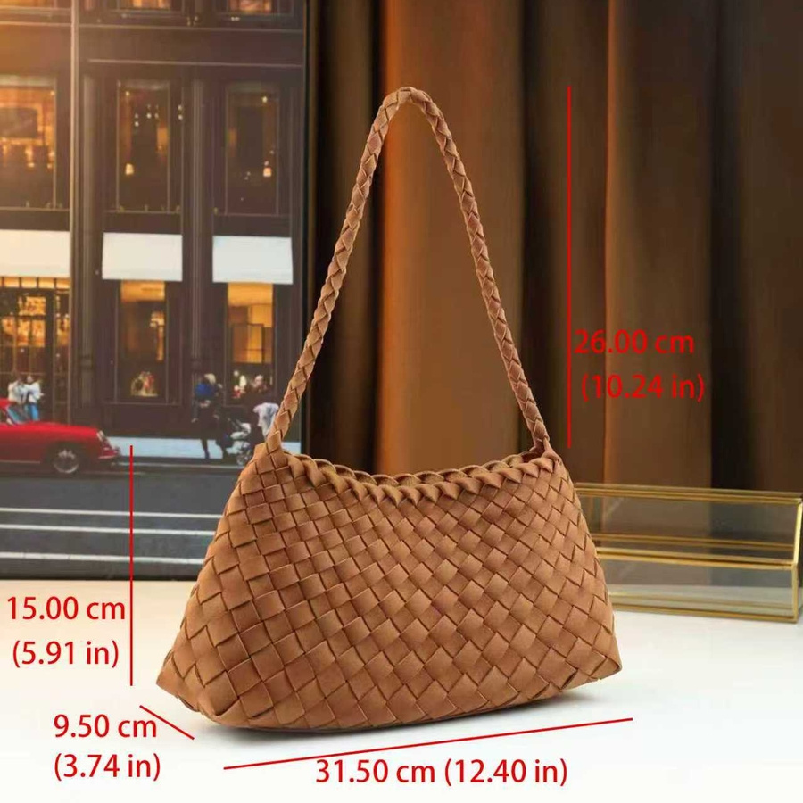 Mindia Handbag interior with phone