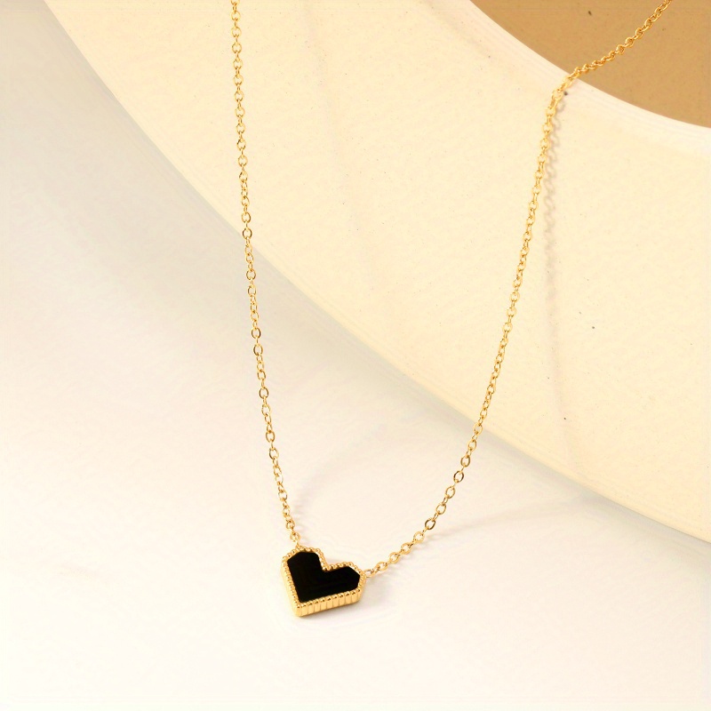 LUXU Adjustable Golden Thin Chain Necklace with Heart Pendant