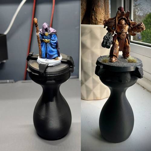miniature model painting handle 3d printed adjustable mechanical grip suitable for 20mm to 50mm bases fixing hexagonal bases enthusiast model tool