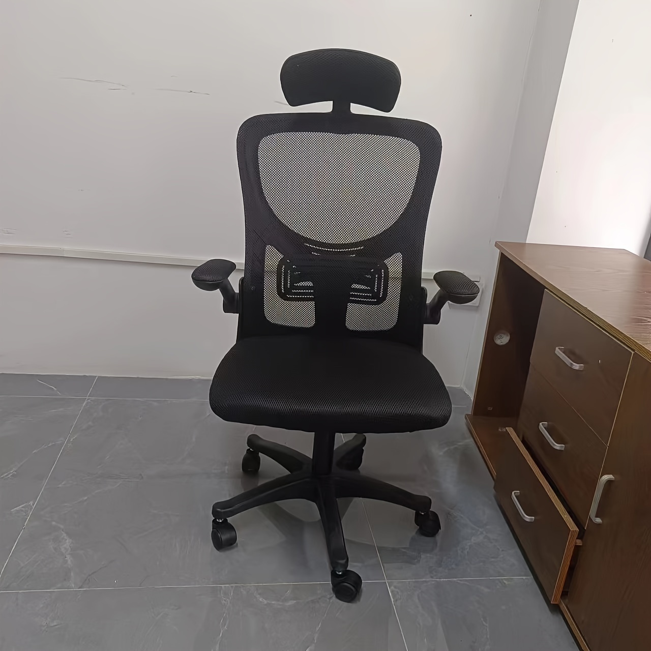 Silla de Oficina Ergonómica - Silla Ejecutiva de Respaldo Alto con Reposacabezas Ajustable y Soporte Lumbar | Reposabrazos Abatibles, Estructura de Plástico, Incluye Palanca y Varilla de Compresión, Marca GSF