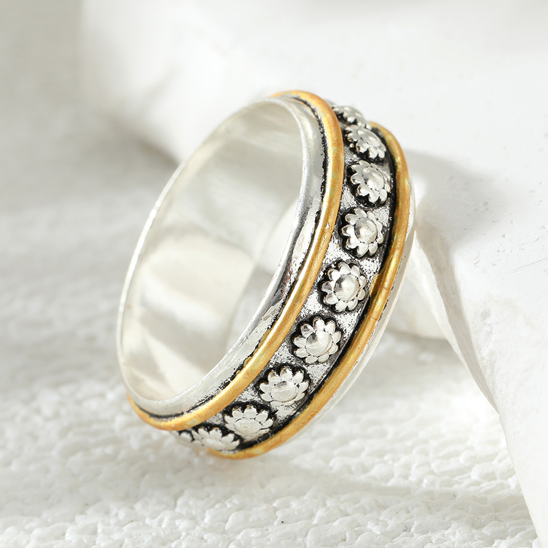 Bohemian-style Vintage Print Pattern Ring