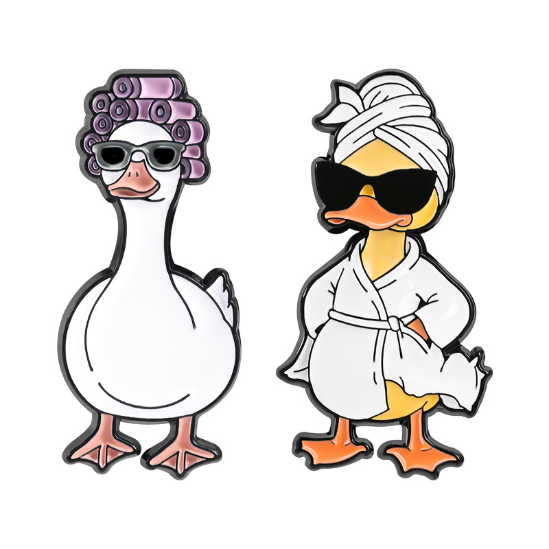 TEMU Spring New Brooch-1/2pcs Cartoon Bathrobe Goose Series Badge Brooch, Fashionable Brooch, Suitable For Decoration On Backpacks And Clothing,