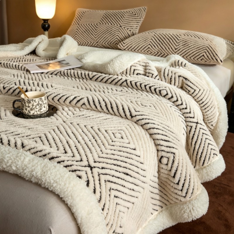 Full Size Comforter Blanket, Suitable For Gift, Machine Washable Cozy Comforter Blanket For , Contemporary Style For