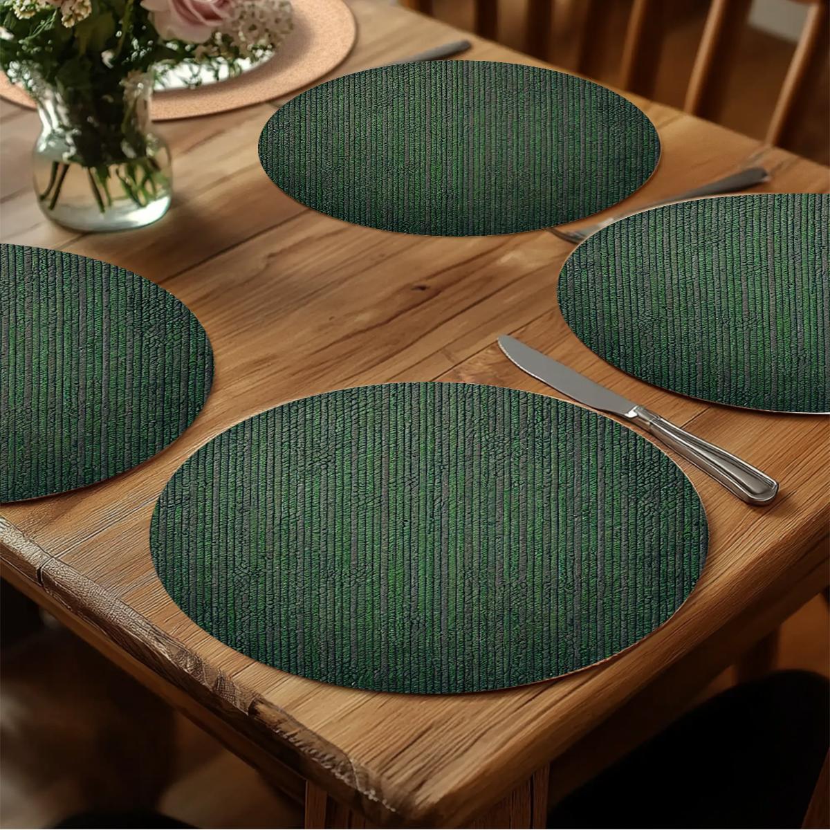 4 Stück Elegante Dunkelgrüne Runde Tischsets – Ideal für Küche, Feiern, Esstische – Langlebige Stofftextur, Stilvolle Tischsets für Tischdekoration, Party-Deko & Alltagsmahlzeiten (Nicht Lose für