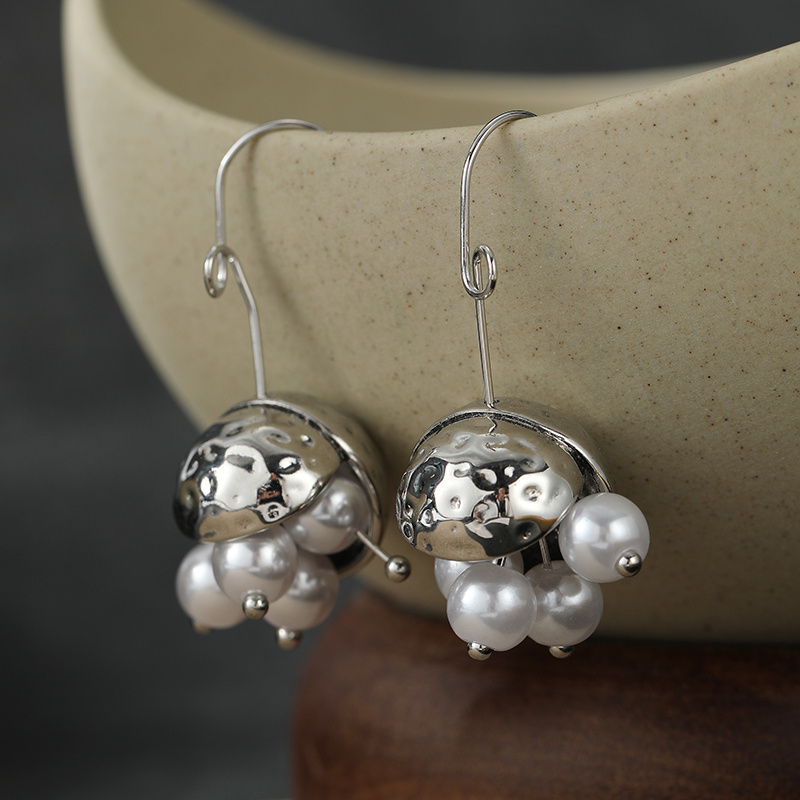 Vintage Hammered Dangle Earrings for Women, Simple Daily Fashion