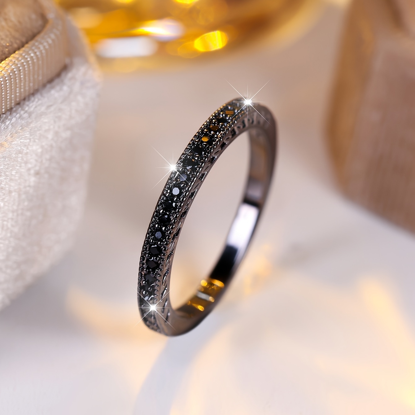 TEMU Angol 1pc Unisex Ring Inlaid With Sparkling Synthetic Synthetic Synthetic Zircon​​ Halo Individual Exquisite Beautiful Elegant Casual Party